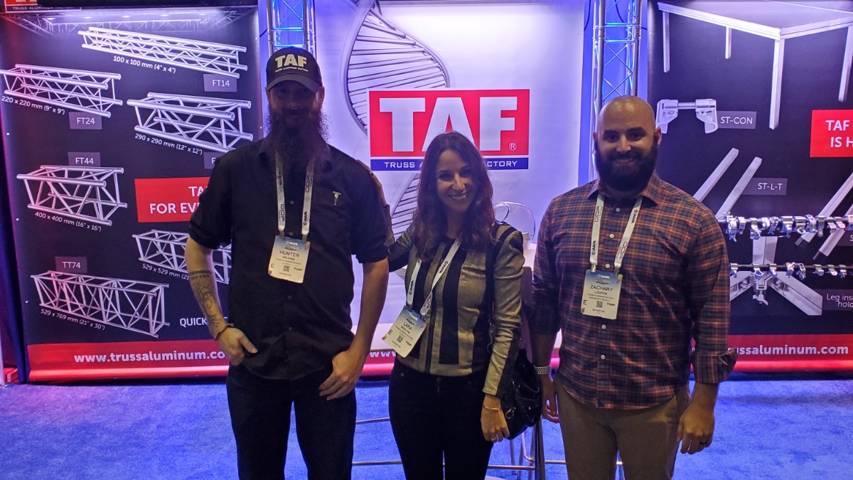 TrussAluFactory's tweet photo. IAAPA Day 3: TAF Dream Team! Booth 3938 for a meet and greet through tomorrow.
#iaapa #iaapaexpo #truss #rigging #rigger #staging #trussmanufacturing #roofsystem #events #supportstructure #liveentertainment #liveevents https://t.co/LS59xBF8XD