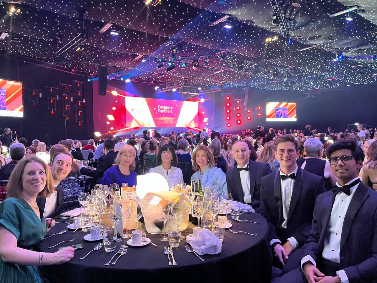 Brilliant to be celebrating such a successful collaboration with our partners @HealthierNWL,@SELondonICS & #Vzify at the @HSJ_Awards.   Here’s to a night celebrating success in healthcare!   #HSJAwards