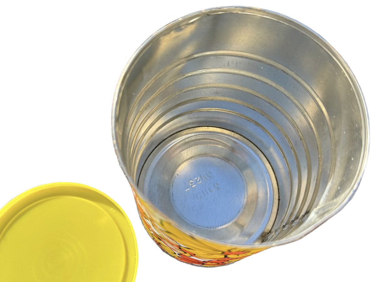 MaryBradshaw66's tweet image. Two Round, Vintage 1970’s Storage Tins Wrapped in Vintage 1970’s Bright, Mod Orange and Yellow Floral Contact Paper just Listed in Etsy Store.

Follow Etsy Link in Bio: #tinbox #vintage #tinboxes #vintagetin #tin #tins #oldtins #vintagetins #tincollection #oldtin #giftbox #etsy