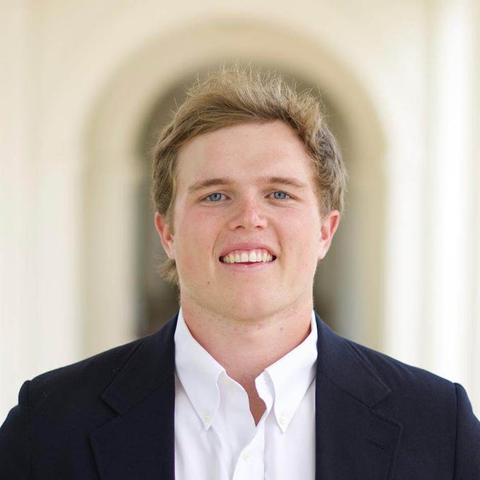 Meet David - Founder &amp; CEO of DoorList. @DoorList_app is building a social layer on top of ticketed social<a class="tags" target="_blank" title="On Twitter" href="/?out=eyJ0eXAiOiJKV1QiLCJhbGciOiJIUzUxMiJ9.eyJpYXQiOjE3MjE5NTY3OTcsImlzcyI6InR3cG9ybnN0YXJzLmNvbSIsIm5iZiI6MTcyMTk1Njc5NywiZXhwIjoxNzUzNDkyNzk3LCJyZWRpcmVjdF91cmwiOiJodHRwczovL3R3aXR0ZXIuY29tL0Rvb3JMaXN0X2FwcCJ9.vzOVL4unKffh2RvKgl3w7ghfQNk7GYpjNLSO9-H7k8rYXy3fHKr1Z3bd76Ro122jOaSeW160pvlITu0ylhjMHg">@DoorList_app</a>