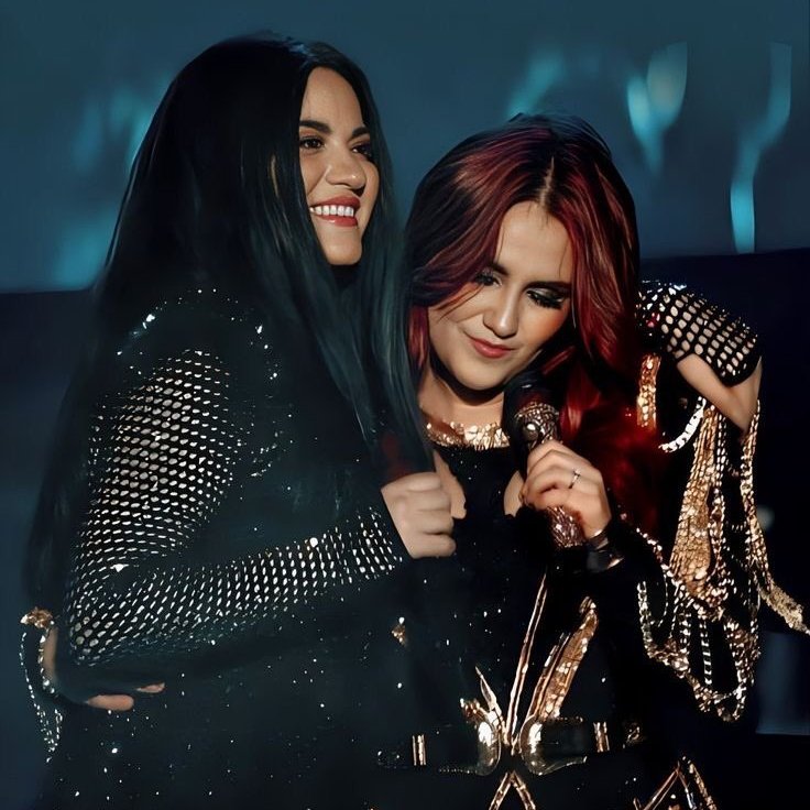 qgperronito's tweet photo. Já deu tudo certo! 🙏💗

@Anahi @DulceMaria https://t.co/aHhWCItQSS