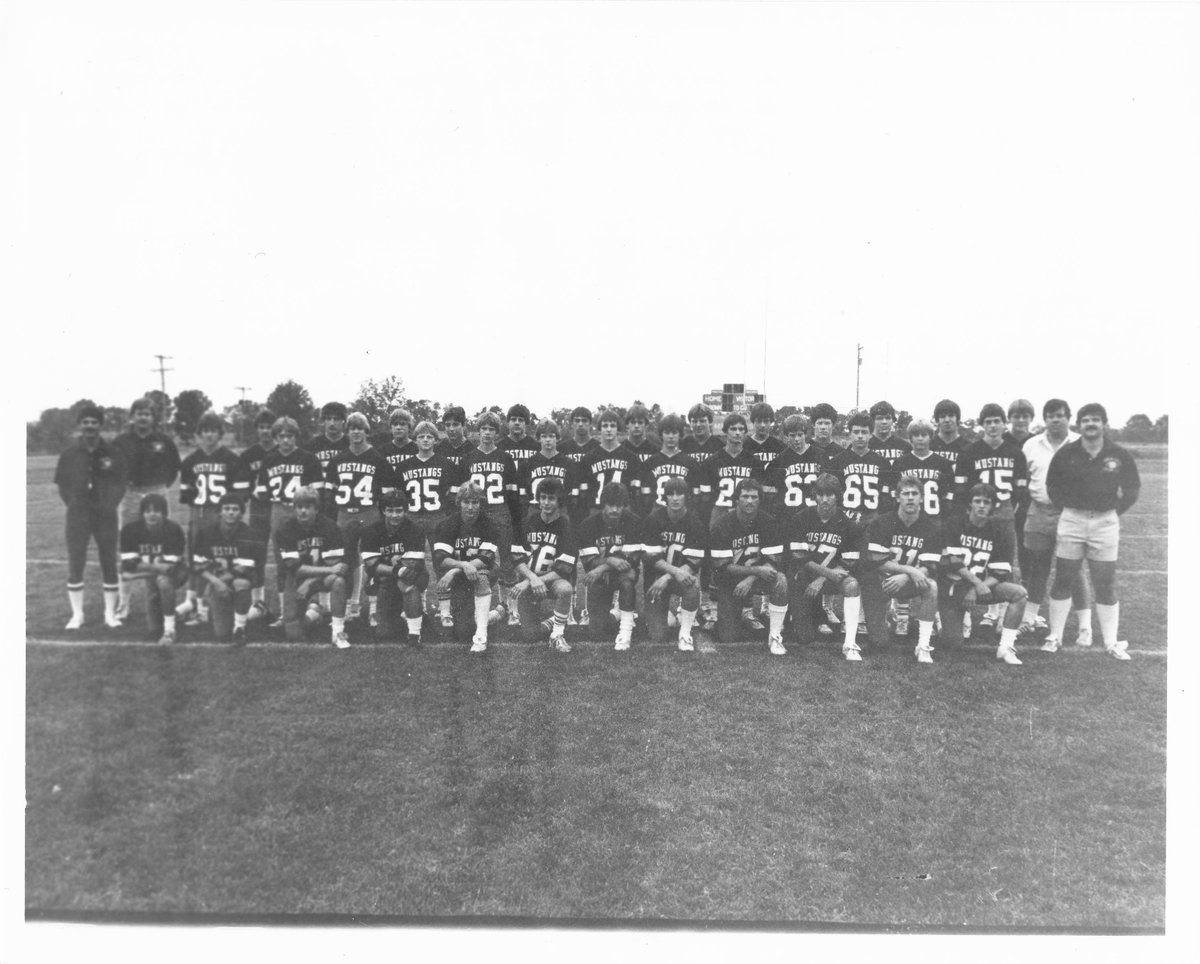 40 Years Ago Today (Nov. 18, 1983)

The Fountain Central Mustangs were honored as #IHSAA Class 1A Football State Champions!
🏆🥇🏈🔥⚡️🔵🟡 <a href="/FCMustangSports/">FC Mustang Athletics-Jason Good</a> 

Official Program: ihsaapublic.blob.core.windows.net/flipbook/1983-…