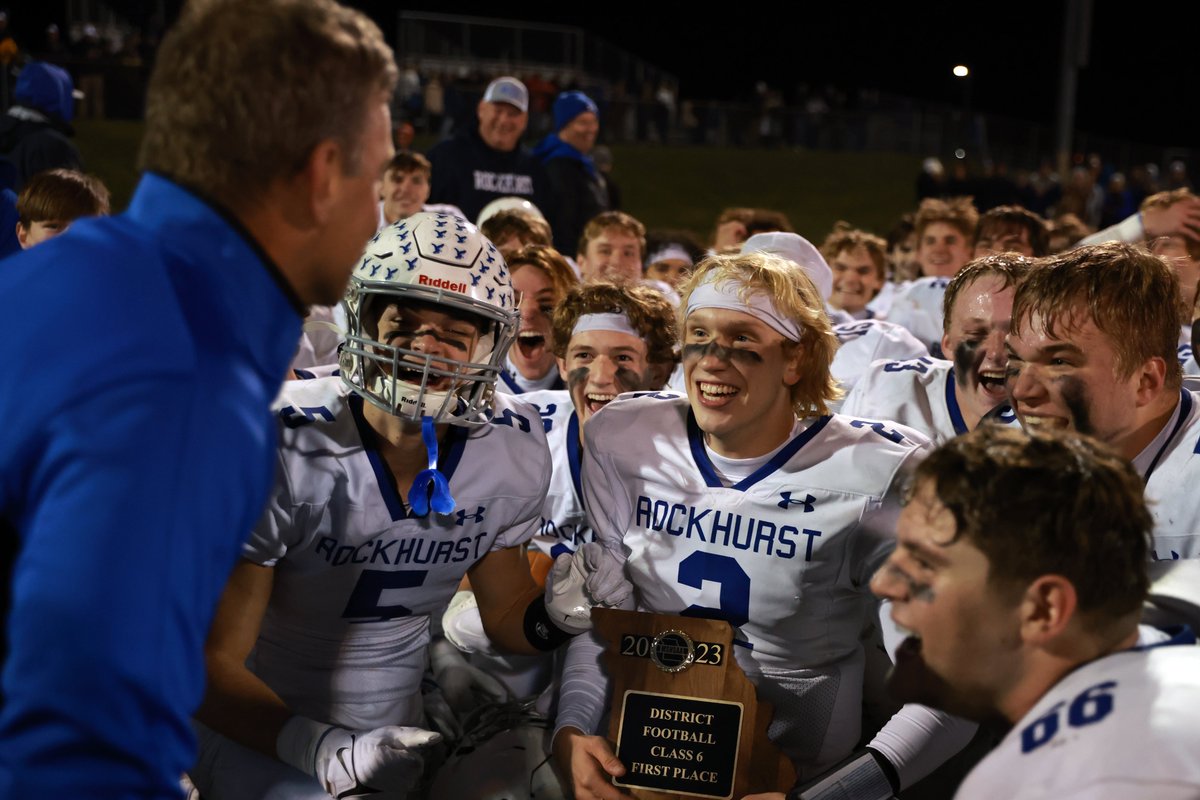 Another big weekend ahead for our Fall Sport Hawklets!

Football: Friday - home vs. Nixa at 7:00 p.m.

--tickets ($8) must be purchased (even for season ticket holders) in advance: mshsaa.org/Tickets.aspx
--livestream ($10) with <a href="/810varsity/">810 Varsity</a> commentary: mshsaa.tv/?B=759759