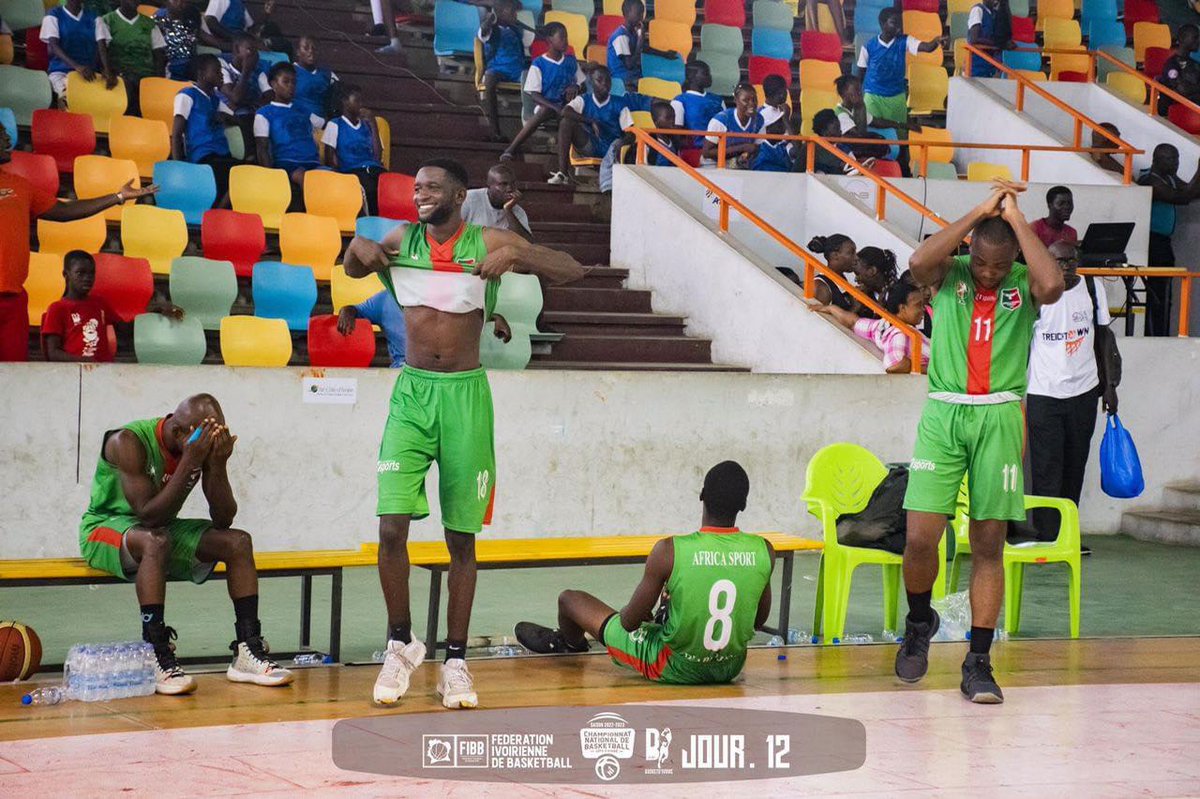OverjazzPeople's tweet photo. Basket 🏀 : Africa Sport a perdu le 21e match de sa saison en 21 matchs joués. 🤫 Le club est rentré dans le livre de tous les records : Guinness, Youzou oh même Cérélac. Pas besoin de dire qu’il descend en National 2.  #B225 #BasketCIV https://t.co/er4NE4HaDI