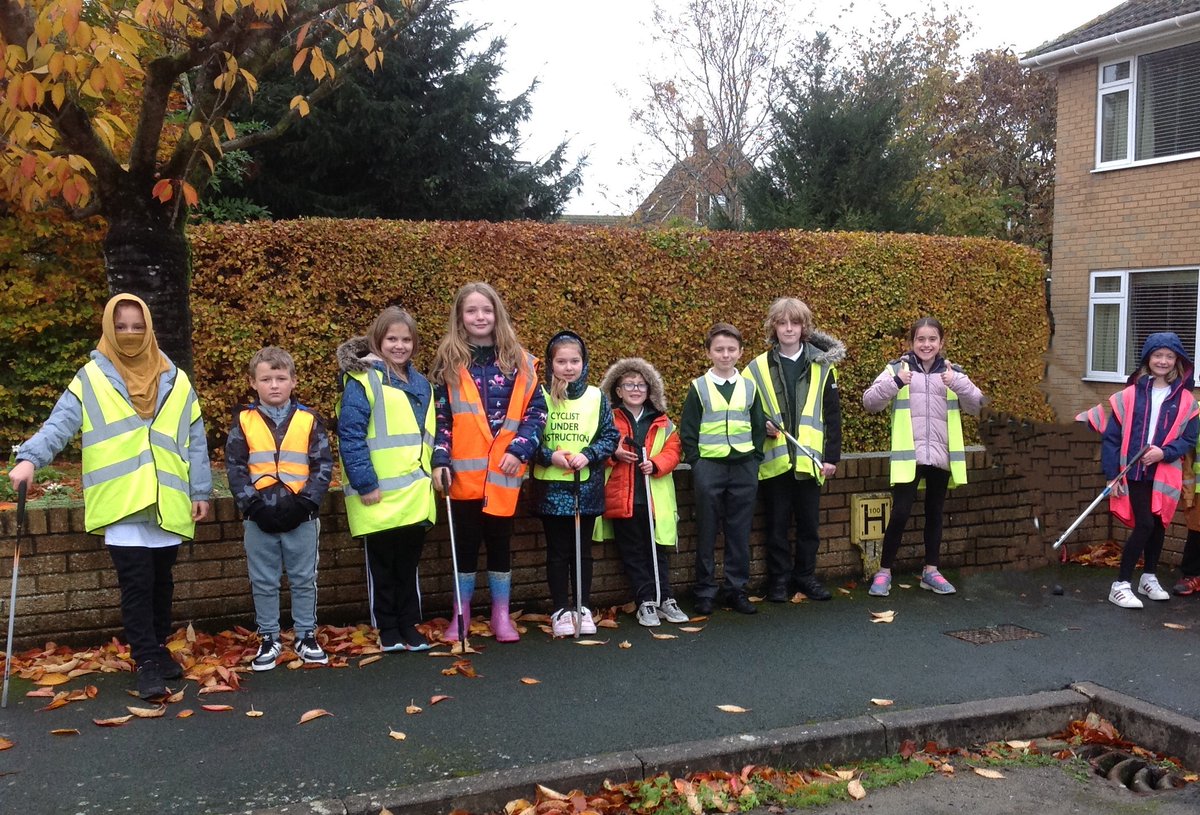 lawnprimary's tweet photo. Well done to our wonderful Green Team for completing a local area litter pick as part of our focus for this term- Get Loud on Litter! https://t.co/az5WtMd1o2