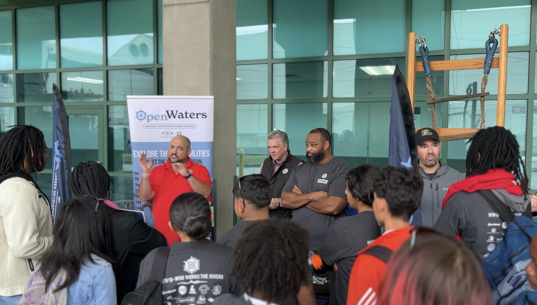 OpenWatersLA's tweet photo. Yesterday Open Waters had the privilege of joining an educational event hosted by our partner @RiverWorksD at @PortNOLA. We set out to inspire and educate middle and high school students about the exciting career opportunities awaiting them in the maritime industry. #OpenWaters https://t.co/J7EolxSINJ