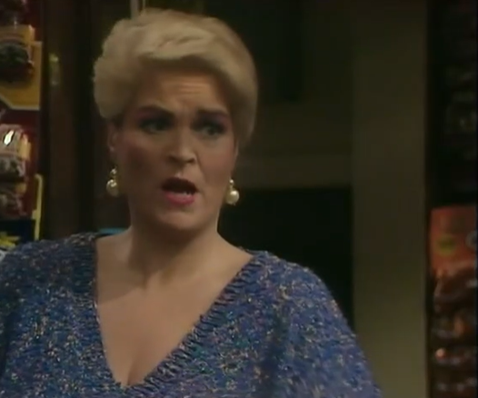 EarringsofPat's tweet photo. Episode 346: 31 May 1988. #139 #EarringsofPat #Eastenders https://t.co/L1zZ7XGISb