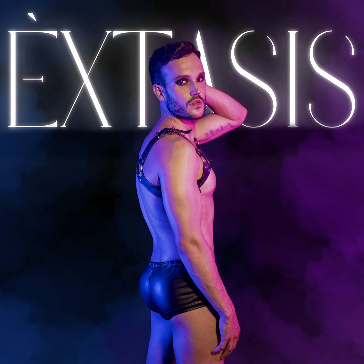 Este sábado más Extasis, en el Bala Perdida (hotel Axel) a las 23. 

Os espero.

Venta de entradas DM