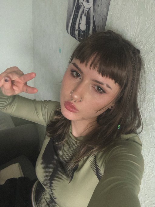Panty on the wall https://t.co/MuoaGnmZcS