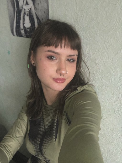 Panty on the wall https://t.co/MuoaGnmZcS