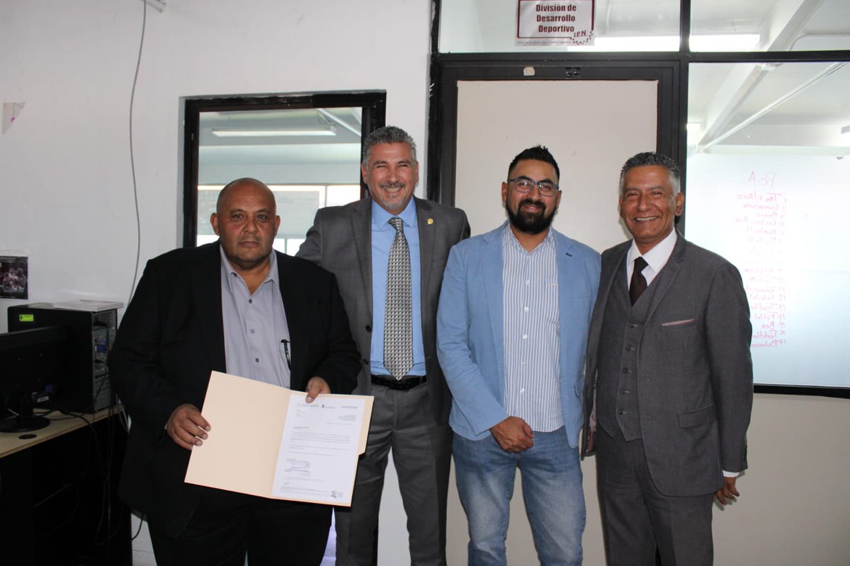 ipndeportes's tweet photo. ¡Anunciamos y felicitamos al Coach @duk_rafael como nuevo jefe de la División de Fomento Deportivo!. Le deseamos todo el éxito en este nuevo camino que está por emprender.
#Huélum
#trabajoenequipo https://t.co/nYiddhqMBb