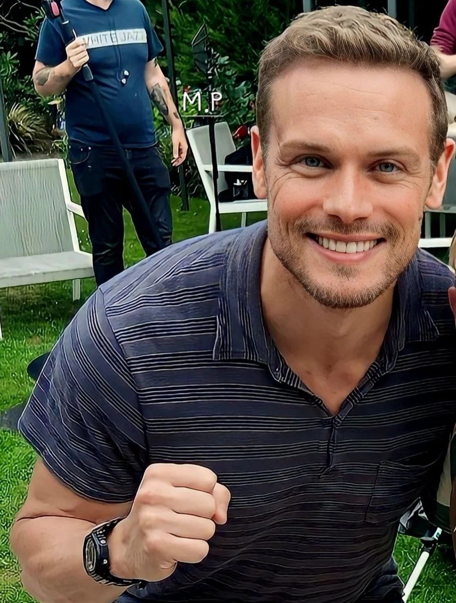 zuserica's tweet photo. #thecouplenext
#SamHeughan
@SamHeughan TCND.. https://t.co/CKz1UReBzF