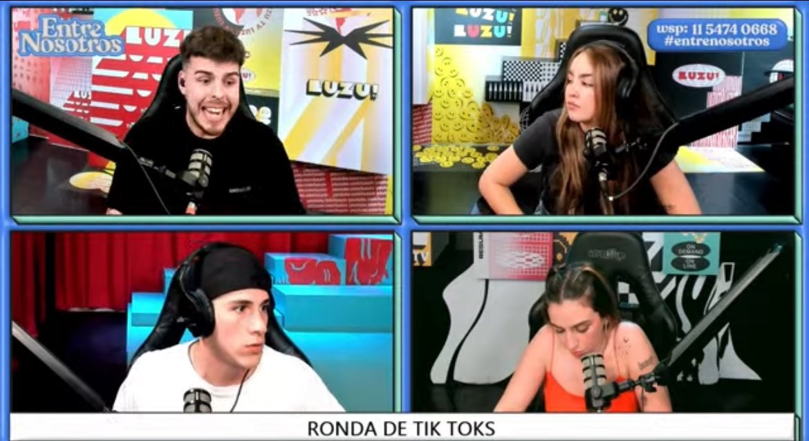 politopj's tweet photo. VIVO📉 STREAMING📲
#EntreNosotros #LuzuTV 18.5k
#MultiversoFantino #Neura 14.7k
#VueltaYMedia #UrbanaPlay 12.6k
#HabraConsecuencias #ElDestape 2.5k
#EnLinea #Vorterix 345🚨🚨
#LlegamosTarde #RadioTU 24🚨
#5DeCopas #Piso18 20🚨
¿Que están viendo?👇🏻 https://t.co/yJH00TR7Va