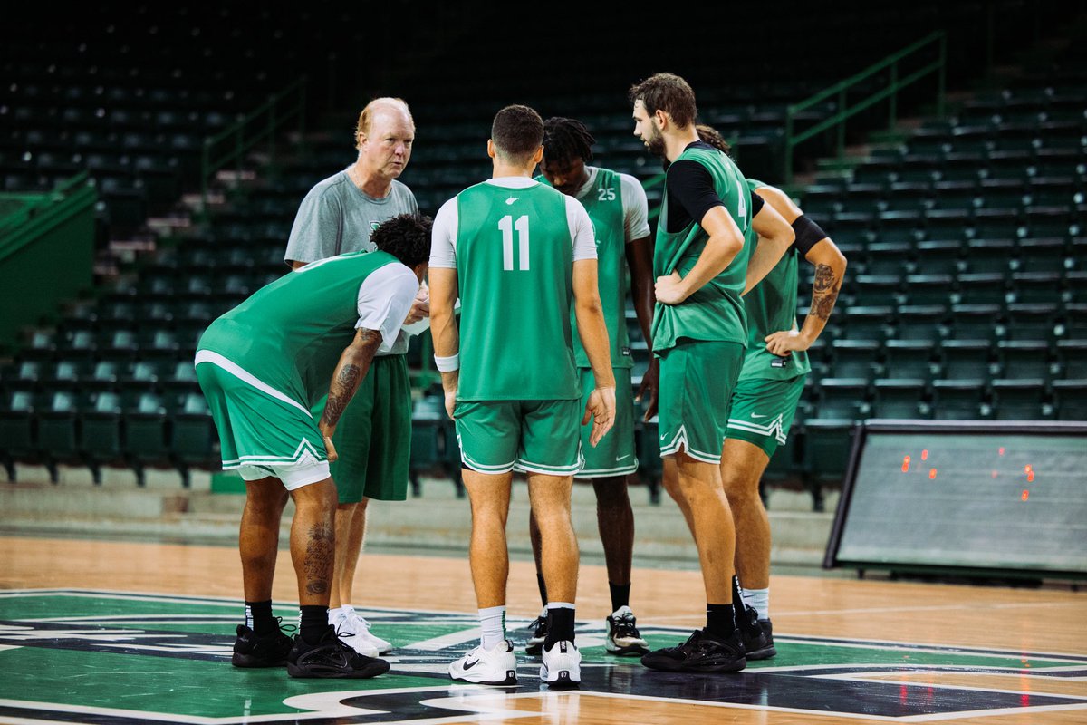 Herd_MBB's tweet photo. 𝟏 𝐌𝐨𝐫𝐞 𝐃𝐚𝐲 𝐁𝐞𝐟𝐨𝐫𝐞 𝐇𝐢𝐭𝐭𝐢𝐧𝐠 𝐓𝐡𝐞 𝐑𝐨𝐚𝐝

#BringOnTheHerd // #WeAreMarshall https://t.co/tjRVO7dQBQ