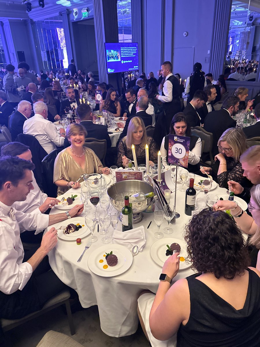 Thekee2happy's tweet photo. It’s great to see so many coming together @CNplus #CNWorkforceAwds #LetsSocotec https://t.co/hvYLtUIfD9