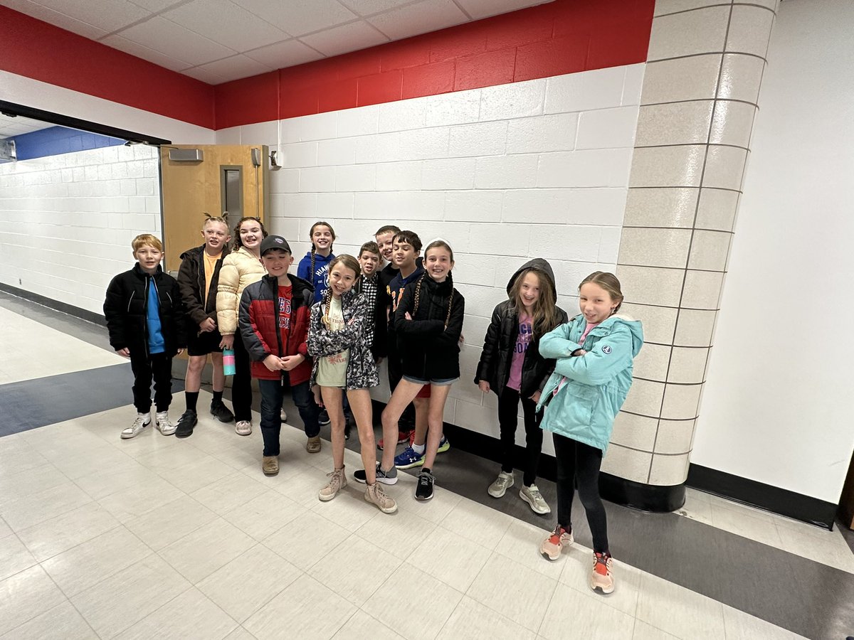 Congratulations to AES 5th grade for their 🥉 place finish at the BOCES Engineering day today! All of the teams worked so hard ❤️💙 OA was well represented today. Thank you @BTNewVisionsENG for everything you do! Go River Hawks <a href="/OAUpdate/">OA Schools</a>