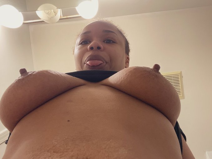 https://t.co/iksOtoNOzu  Click the link to come play with me &amp; Daddy sometime 🤫 #chaturbate #cammodel<a href="/tag/streaming"class="tags"><span>#streaming</span></a><a href="/tag/cammodel"class="tags"><span>#cammodel</span></a><a href="/tag/freaky"class="tags"><span>#freaky</span></a><a href="/tag/chaturbate"class="tags"><span>#chaturbate</span></a><a href="/tag/exp"class="tags"><span>#exp</span></a>