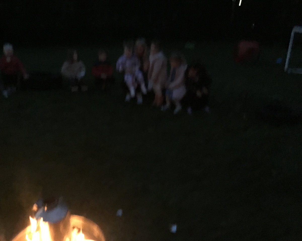 CarmondeanELC tweet media