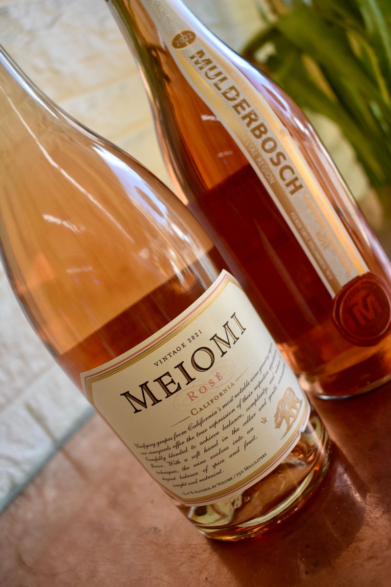 Two great rosé wines: Meiomi and Mulderbosch to pair with your turkey this Thanksgiving!
 #MysticWineShoppe #ShopArlington #ArlingtonMA #VisitMA