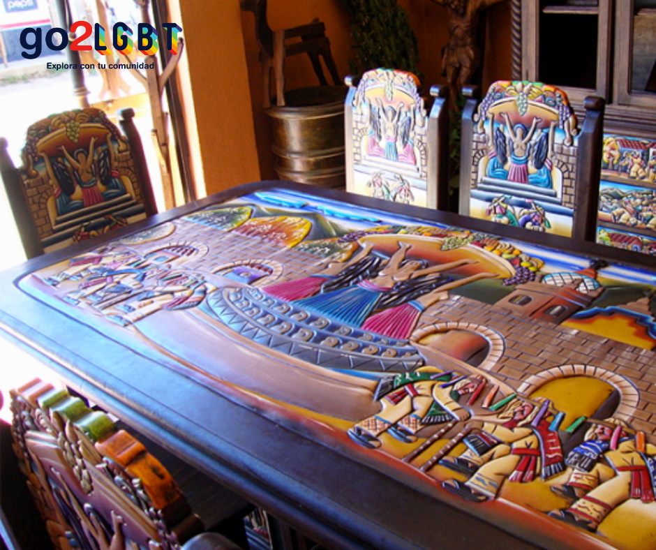 VisitaMexLGBT's tweet photo. Cuanajo, dentro del municipio de Pátzcuaro, es conocido como “la cuna del mueble artesanal” y aquí podrás encontrar una variedad de muebles para la decoración de tu casa con miles de diseños y detalles que incluso podrás ver como se realizan.
#go2lgbt https://t.co/FhX7WFIZ0V