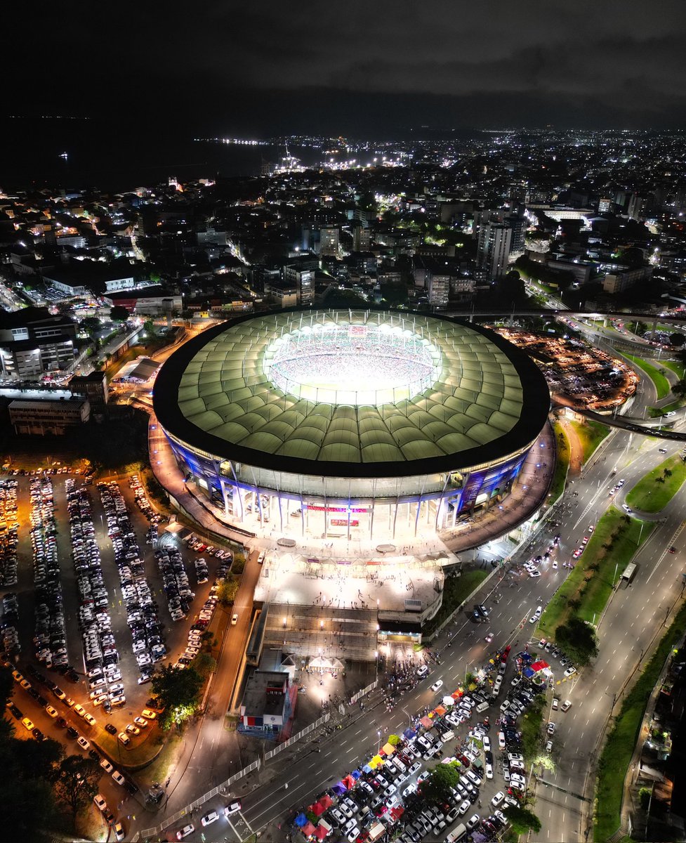 ecbahia's tweet photo. ⏰ Mudou: o jogo Bahia x São Paulo, dia 29 de novembro, uma quarta-feira, na Fonte Nova, saiu de 19h para 20h. A alteração no horário foi um pedido do Esquadrão. #BBMP https://t.co/DgYLH0sAKU