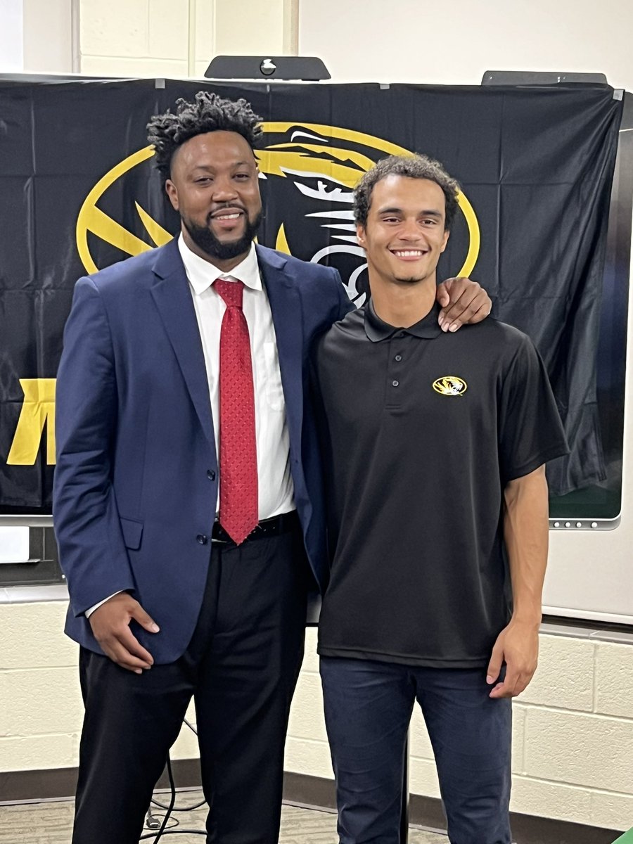 I want to say THANK YOU to all of my coaches. I am grateful for you. #MizzouNOW @TheProspectLab
