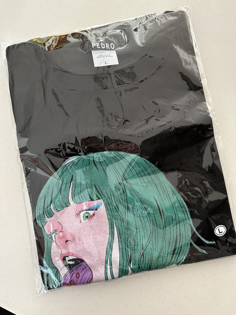届いた〜🥰
これ着てまた仕事頑張れそう☺️
#PEDRO
