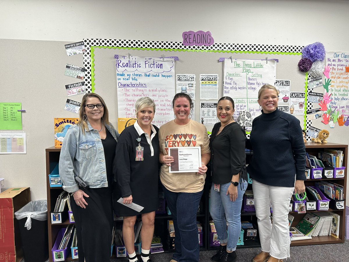 DLE_Lions's tweet image. We are so proud of Mrs. Shipp for receiving the Equity and Access Award!  #justgoodteaching #livelaughloveleonetti