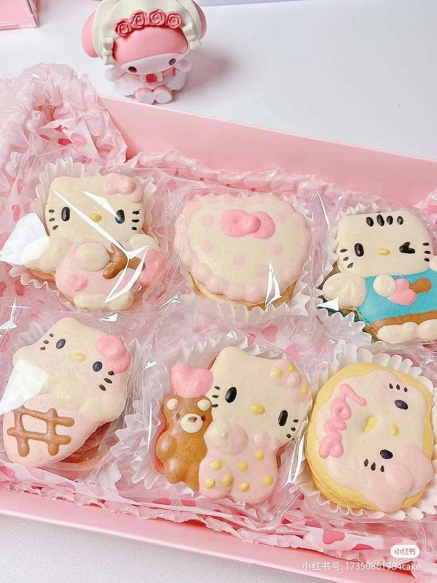 Hello Kitty cookies 🩷