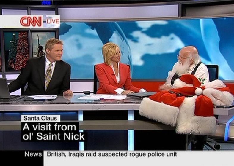 radosko's tweet photo. @rosemaryCNN @CNN @holmescnn @richardquest @ClancyReports Even Santa came to see the new digs.... #cnncenter @holmescnn https://t.co/6QDELovORf