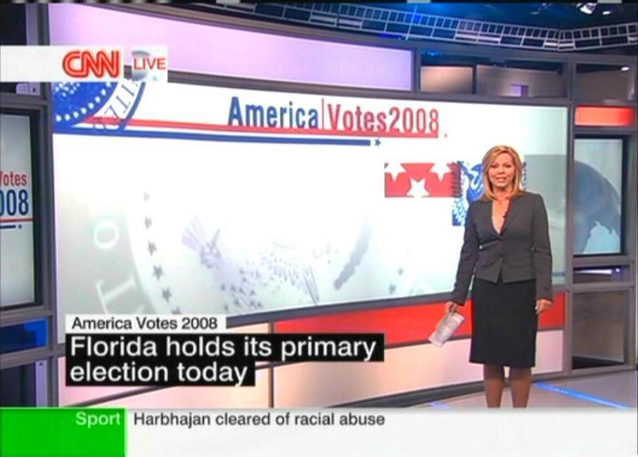 radosko's tweet photo. @rosemaryCNN @CNN @holmescnn @richardquest @ClancyReports 2006 and a fresh new look. Miss the newsroom background though. #cnncenter https://t.co/qQLEU2kN4z