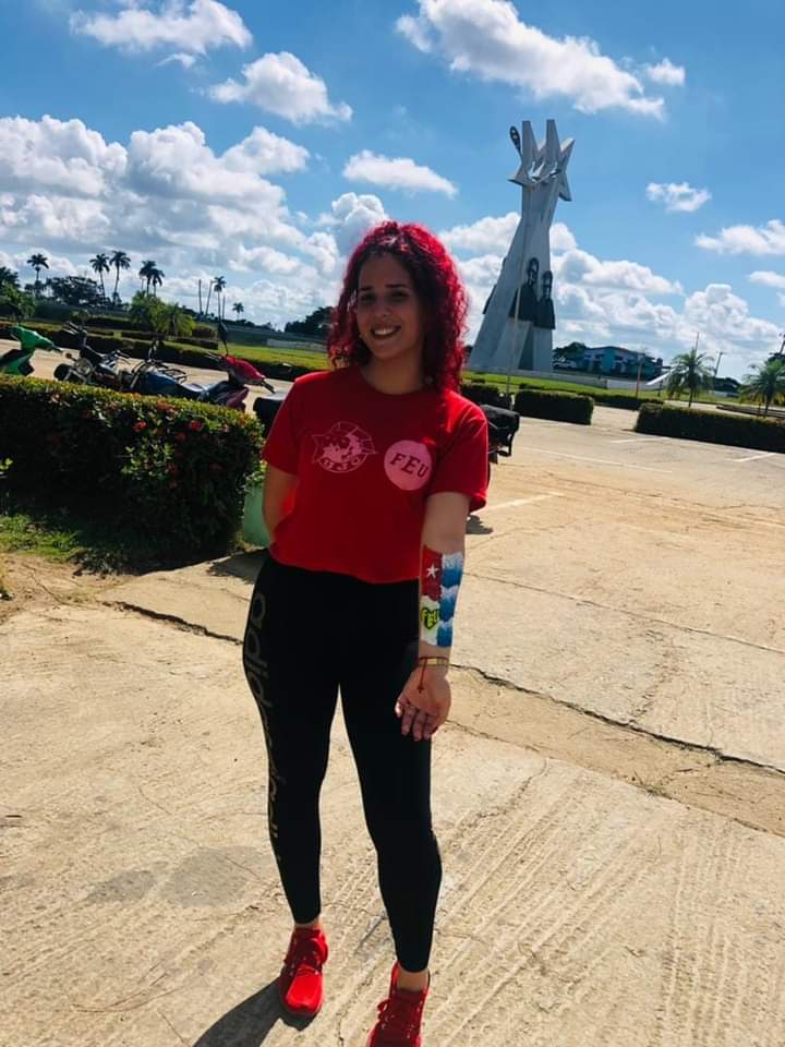 leyanis_carmona's tweet photo. Ella es la peli roja de la juventud, tan cubana, tan bella, lleva la bandera en su brazo pero sobre todo en el ❤️
 💯

#12CongresoUJC https://t.co/78zzScbeq1