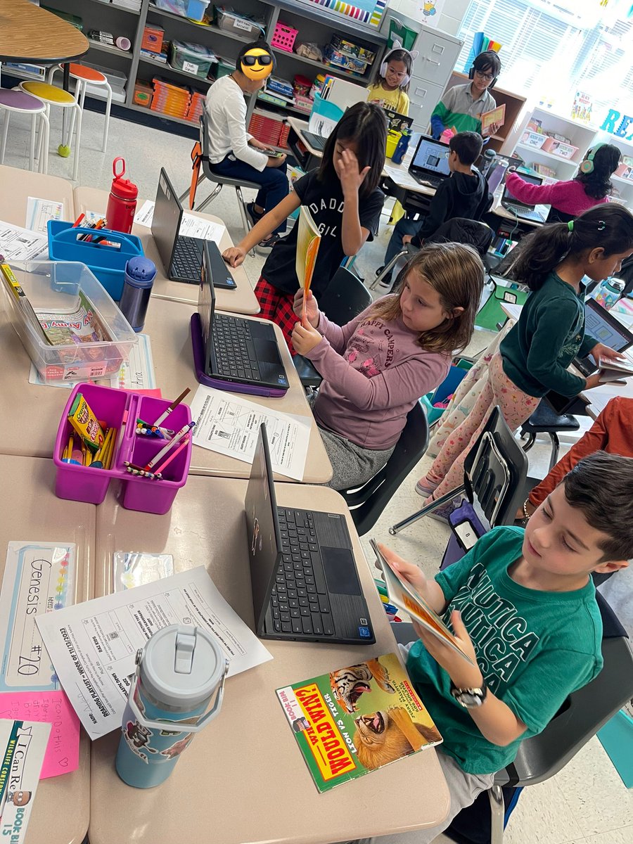 Megan Ginty (@msginty2nd) on Twitter photo Text feature scavenger hunt!! Students searched through NF books and used Seesaw to take pictures of each text feature we have learned about! ๐ <a href="/RLC_Coyotes/">Rosa Lee Carter ES</a> <a href="/RLCPrincipal/">Diane Insari</a> Text feature scavenger hunt!! Students searched through NF books and used Seesaw to take pictures of each text feature we have learned about! ๐ <a href="/RLC_Coyotes/">Rosa Lee Carter ES</a> <a href="/RLCPrincipal/">Diane Insari</a>
