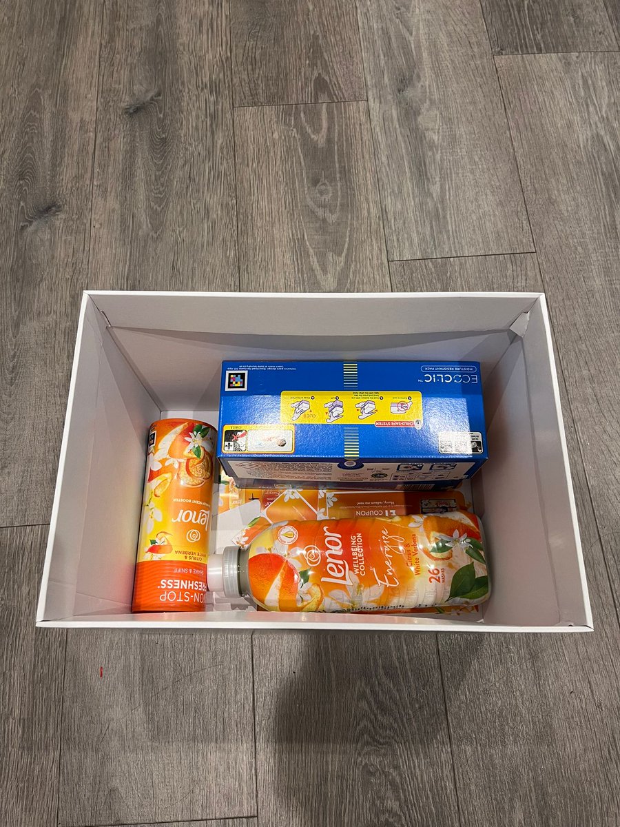 Shwetasgoyal's tweet photo. My experience with the Lenor laundry product has been nothing short of impressive. From the packaging to the product itself, exudes reliability and attention to detail. I am vry excited to try.  #ad #WellbeingDreamTeam #savvycircle #CitrusWhiteVerbena @SuperSavvyMeUK @joyofclean https://t.co/ZsgZssbuS3