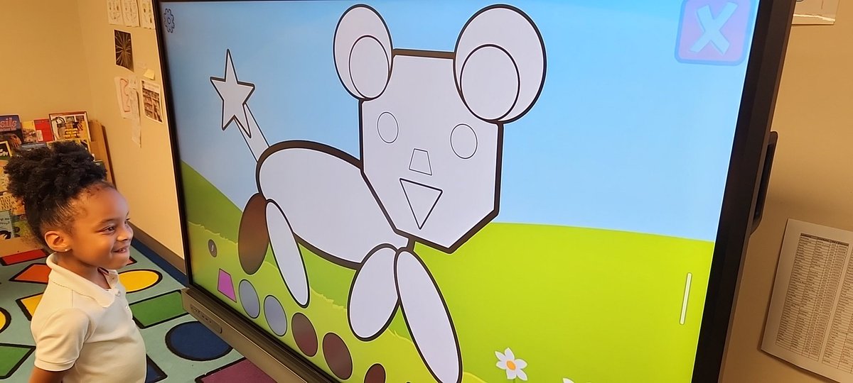 MrsBronstein34's tweet photo. @teachermom82 and Ms. Volney already putting the new Interactive Flat Panels to use in their Kinder rooms! @ReynoldsElem @SISDInstTech @SISD_TheForce #blendedlearning #CIT https://t.co/hC7pGAtUnZ
