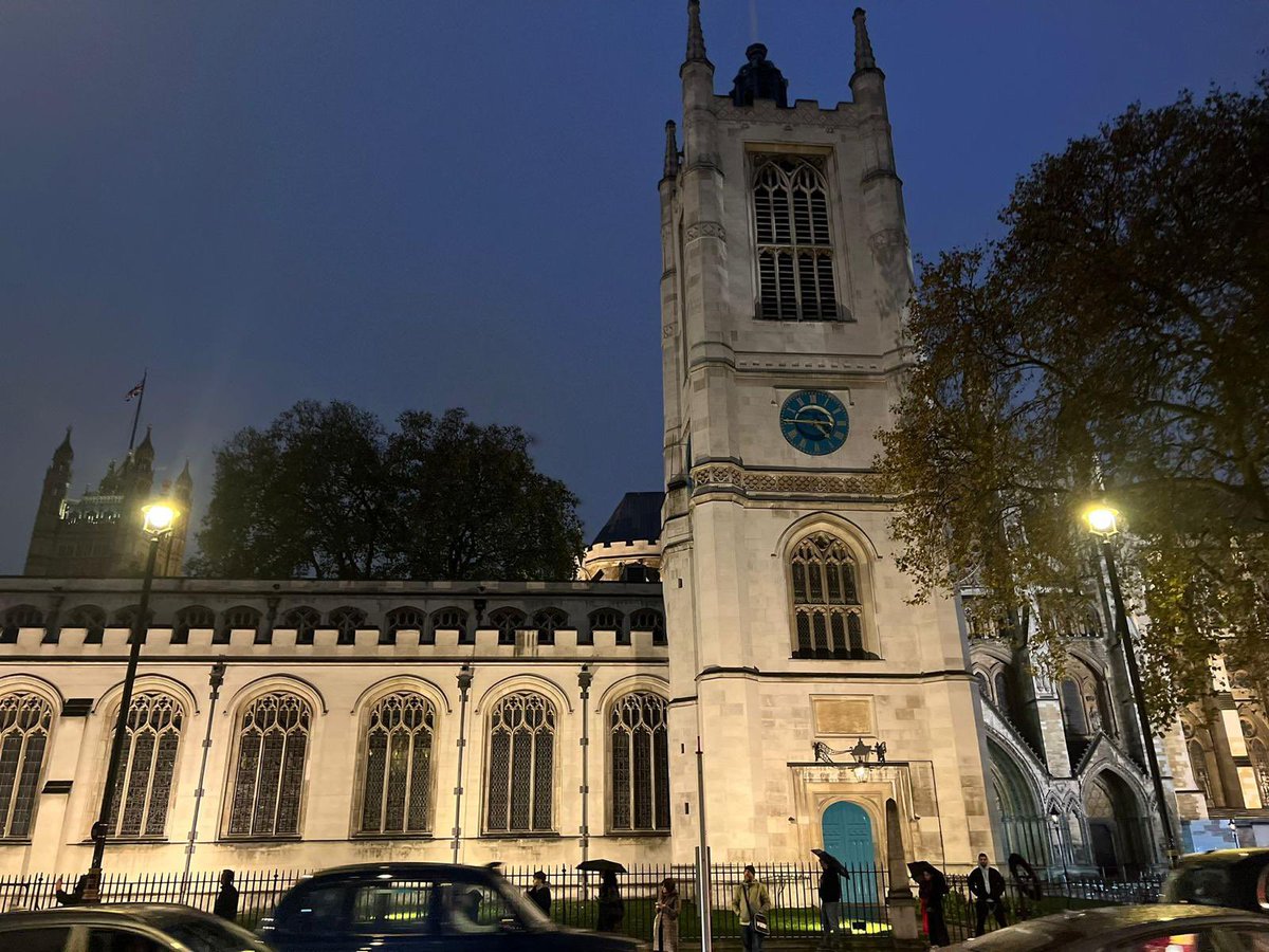 Katrina Perry tweet media