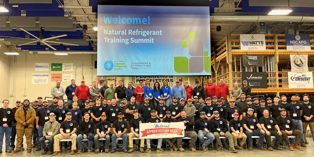 NatRefCouncil's tweet photo. Our 2nd #NatRefTraining Summit is a wrap! We want to thank our fabulous cohost @STLlocal562 for opening their facilities &amp; helping the event run smoothly. NASRC is a team of 3, but our work takes a village! 

📸 The sea of volunteers &amp; partners that made this a memorable event. https://t.co/oVgpLRFgtM