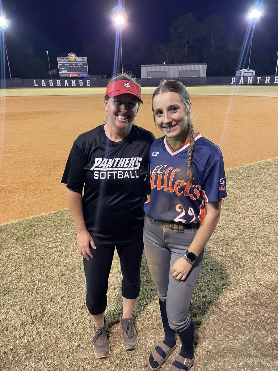 Addi Grace Dennis tweet media