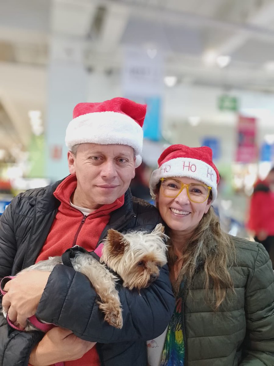 ilvaarias's tweet image. Se robaron esta peluda en la Castellana, información al DM , @GabrielaVarP @Marce_Tabares @juliherrerap @darcyquinnr @FndDamascol @MellanoVha