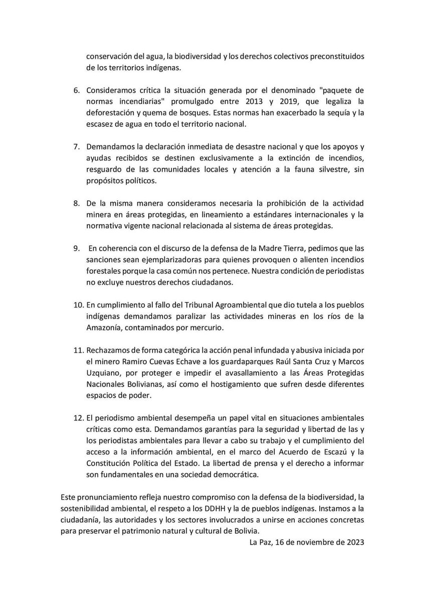 notambientalbol's tweet photo. 📍 Decenas de periodistas ambientales de todo el país emitieron un manifiesto público frente a la grave situación que atraviesan la biodiversidad en las áreas protegidas y los pueblos indígenas ratificando su compromiso con la defensa de la naturaleza y los derechos humanos. https://t.co/2tGQXbGApS