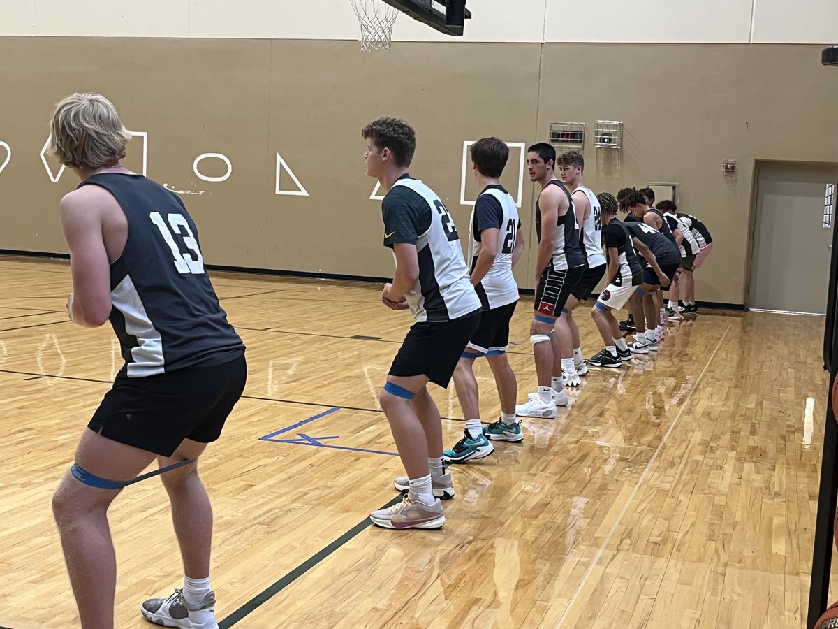 LPSAthletics's tweet photo. Hawks are hitting the gym for boys basketball 2023-24. Good luck Hawks!! #GOLSW #GOLPS #GETINVOLVED https://t.co/Q9bRHmWgCL