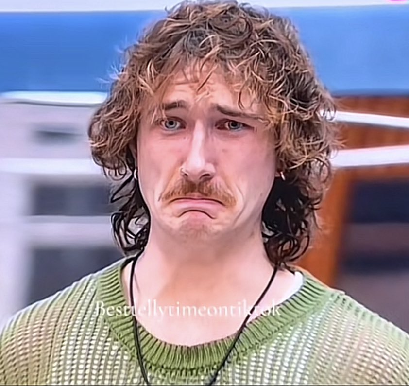 Imagine your Dr walks in to give you bad news like this #BBUK