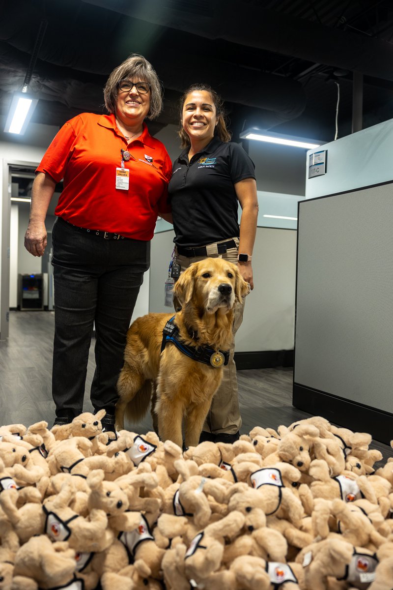 🚑 Huge thanks to <a href="/WrightWayES/">Wright Way</a>  for donating 2000 stuffed "Mini Ruckers" to Manatee County EMS! 🐶 🚨 These cuddly companions bring comfort during tough times and resemble our beloved Rucker, complete with mini EMS vests. Rucker approves! 🐾