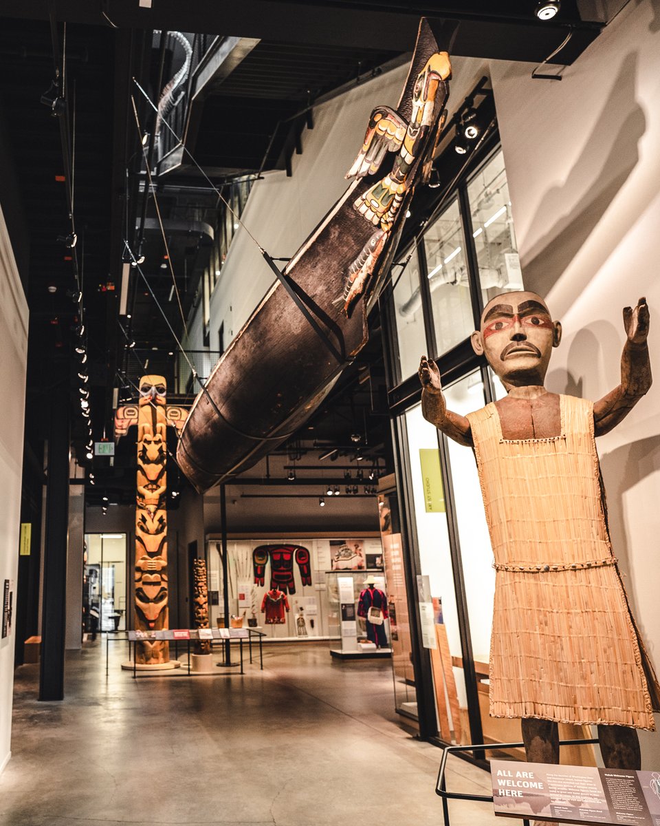 SoundersFC's tweet photo. This Sunday, fans wearing Sounders gear receive free admission to the @burkemuseum! 💚

Celebrate Native American Heritage Month by checking out the Native arts and cultures galleries and snagging a free taco at @OffTheRezTruck on us.

MORE ➡️ https://t.co/kvCGlSaXuT https://t.co/6VvwZM9WX7