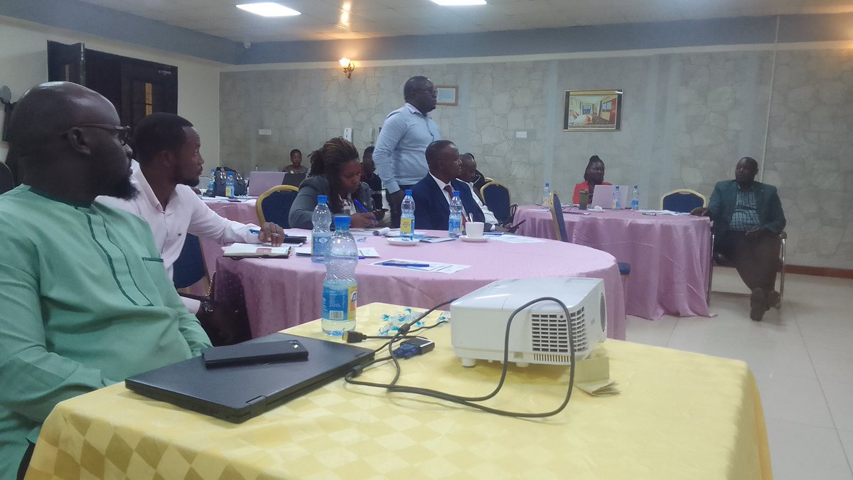 TibendaZununa's tweet image. Yesterday I represented farmers during the global Gap awareness and certification workshop organised by @hortifreshffv and @ControlunionKE
I therefore urge all producers especially is targeting the international markets to get their farms certified.