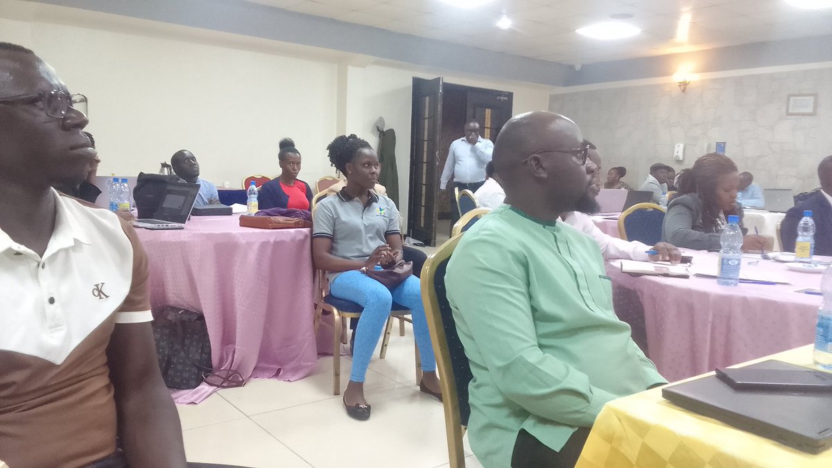 TibendaZununa's tweet image. Yesterday I represented farmers during the global Gap awareness and certification workshop organised by @hortifreshffv and @ControlunionKE
I therefore urge all producers especially is targeting the international markets to get their farms certified.