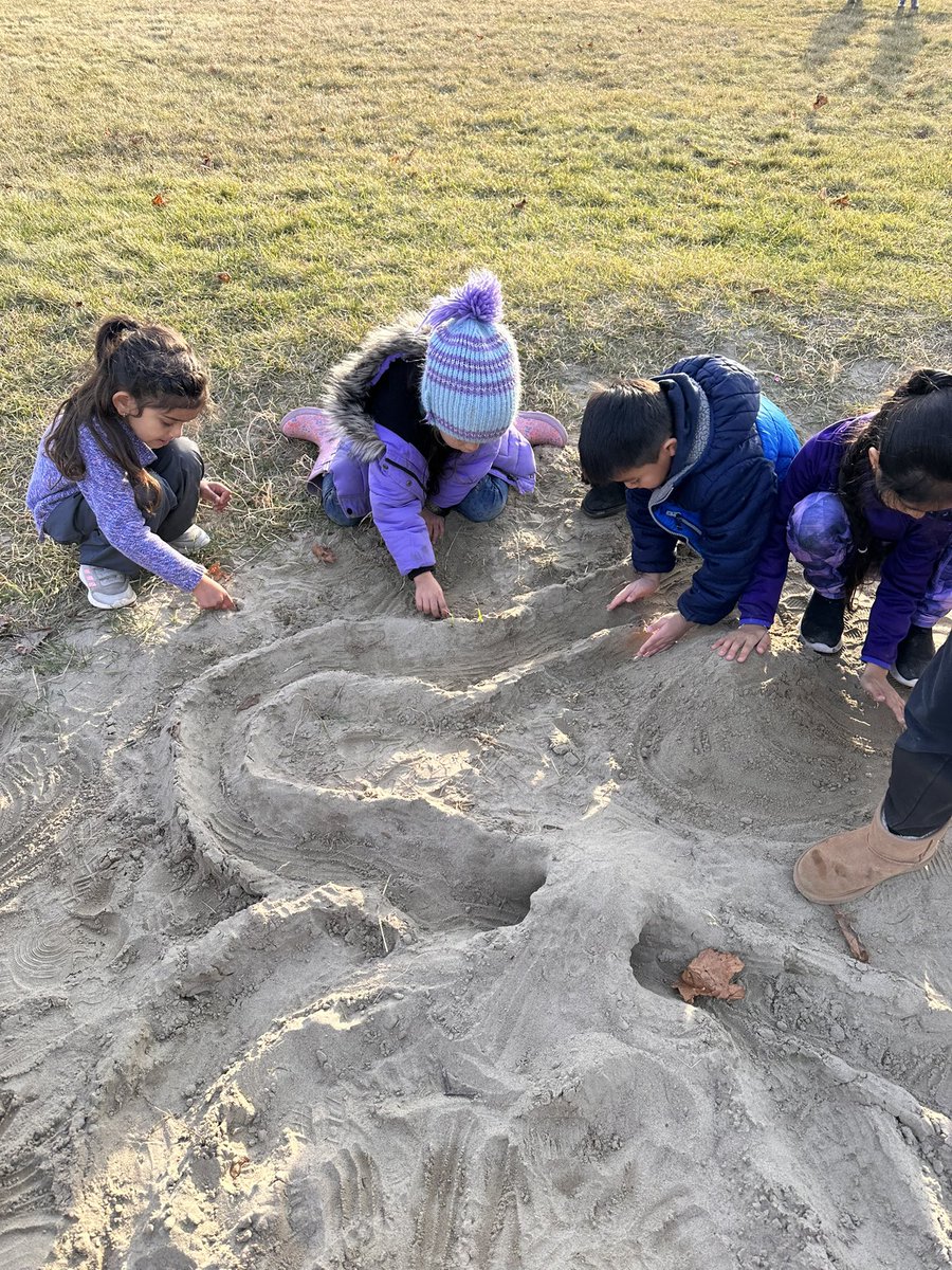 Wonderous Ones tweet media