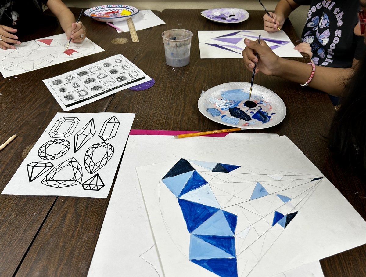 💎✨Skyhawks shining bright in Art 1 this week!! Students are demonstrating their painting skills by creating shades and tints for their gorgeous gemstones✨#skyhawkpride <a href="/NISDStinson/">Stinson MS NISD</a> 
 #VHawks