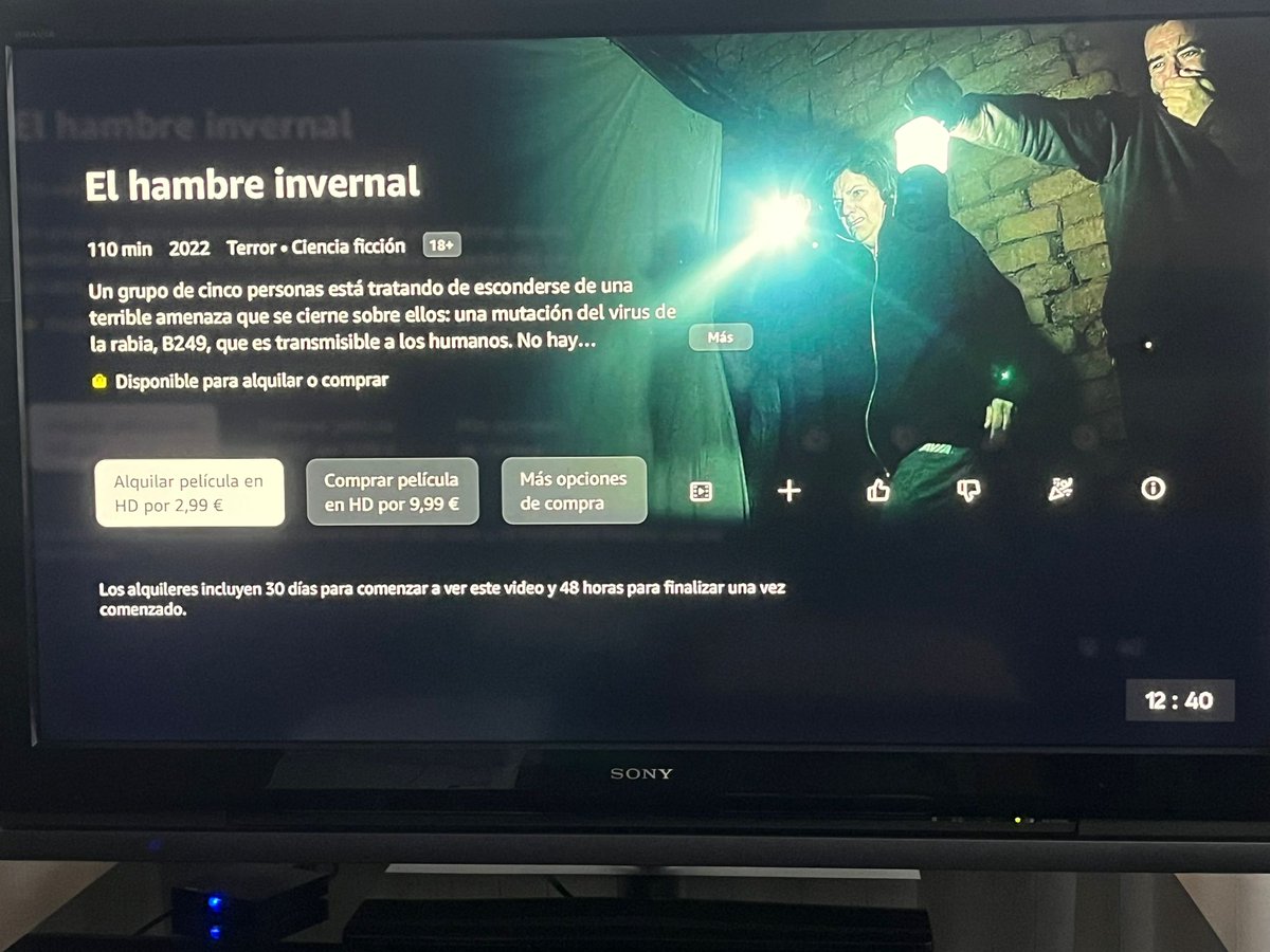 linea_64's tweet photo. Ya en Amazon Prime Video la peli en ka que hicimos efectos en más de 1.000 planos: vahos por frio, nieve, destrucción, zombis...
Aquí una muestra: https://t.co/9SMYrcb12C https://t.co/nD25rusZfZ