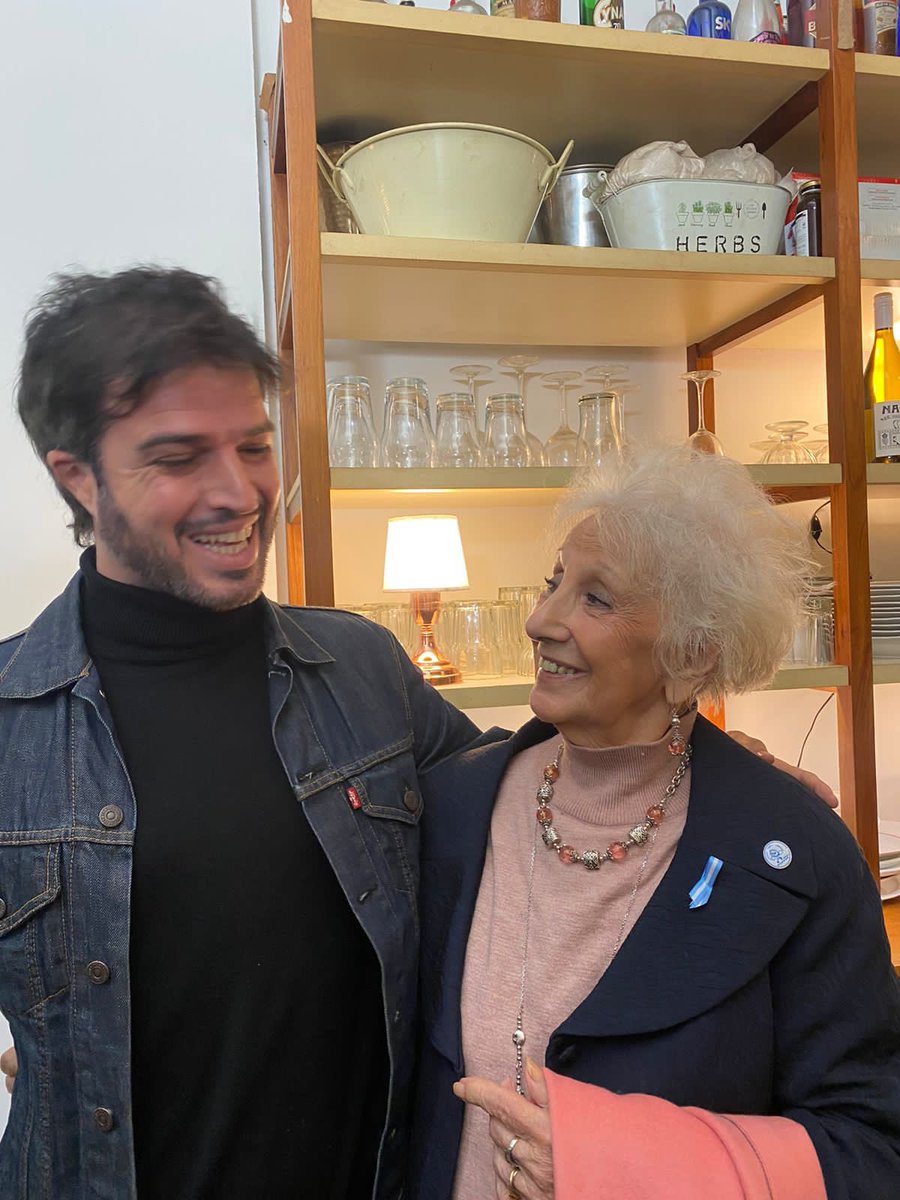 Siempre de este lado de la historia.